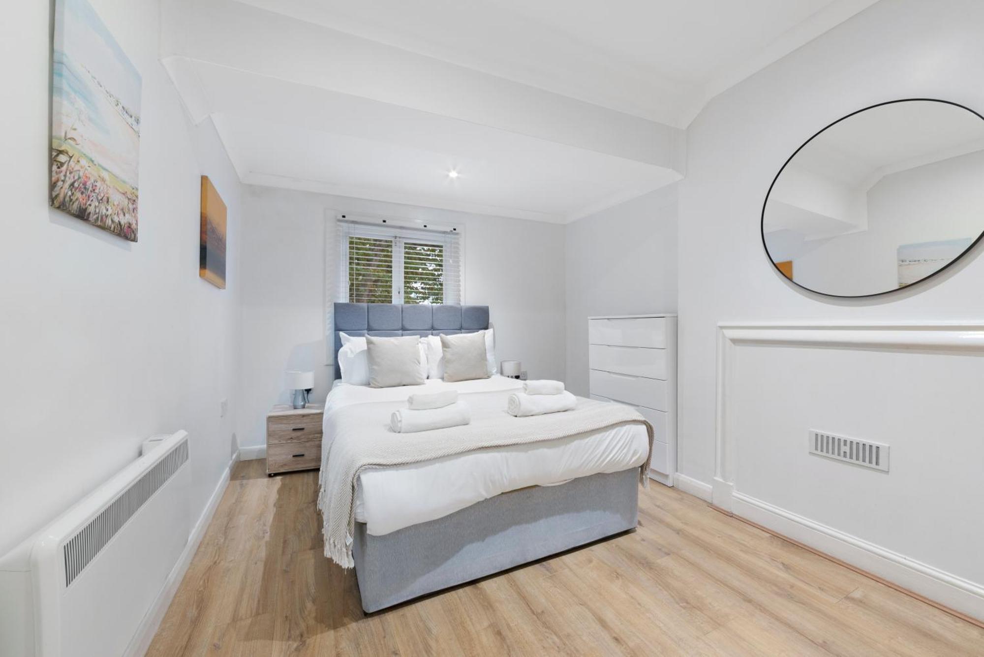 2 Bed Piccadilly Apartment 4 London Exterior photo